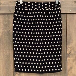 Banana Republic Embroidered dot pencil skirt 00P